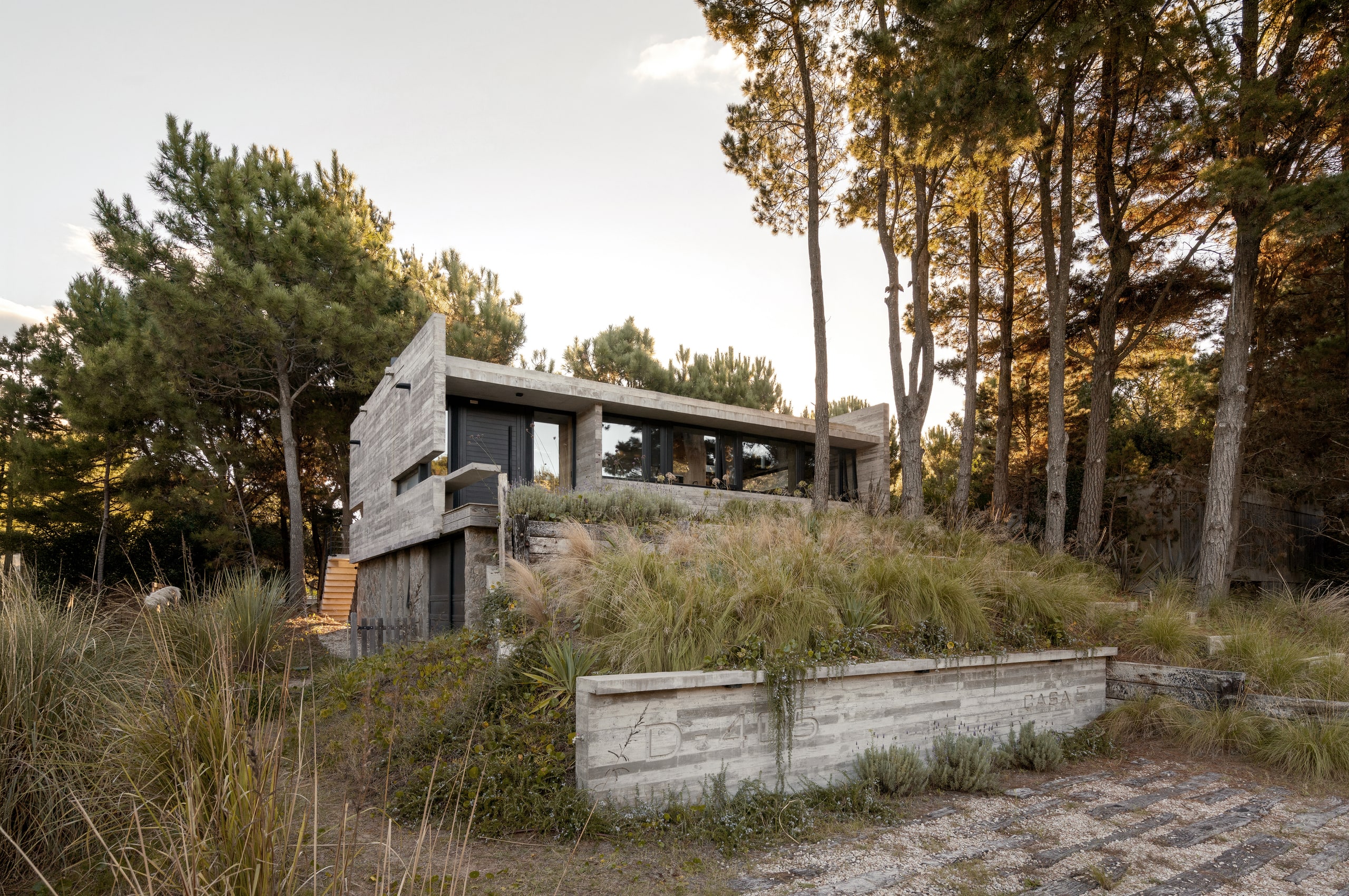Case E, architecture view